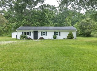 4109 Beach Rd, Medina, OH 44256