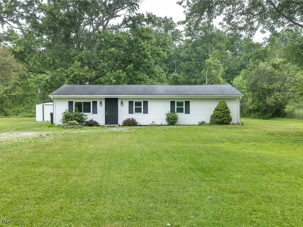 4109 Beach Rd, Medina, OH 44256