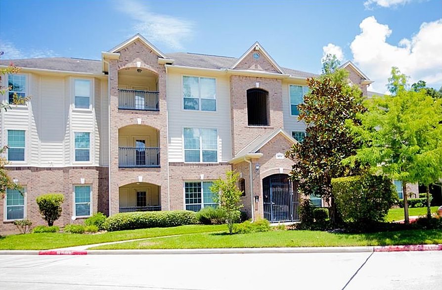 1st image of 6607 Lake Woodlands Dr APT 633