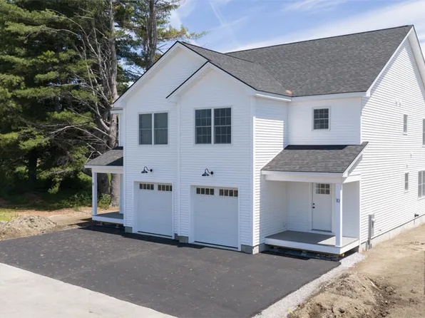 10 Hogan Circle #35, Westbrook, ME 04092