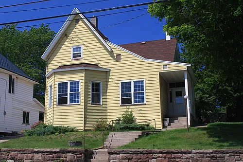 218 W Bluff St #4 Photo 1