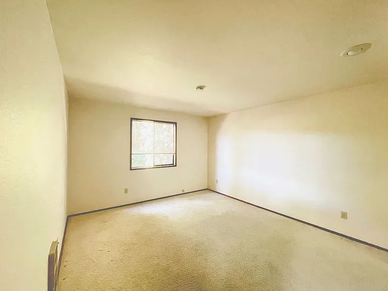 9910 NE 119th St #202 — Photo 11