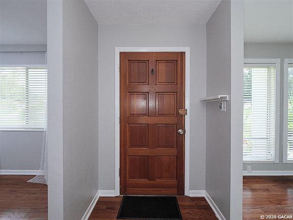 5th image of 3231 NW 45th Ave