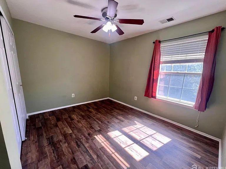 404 Draco Rd — Photo 4
