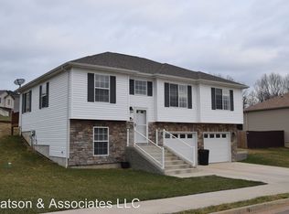 130 Brush Creek Pkwy, Saint Robert, MO 65584