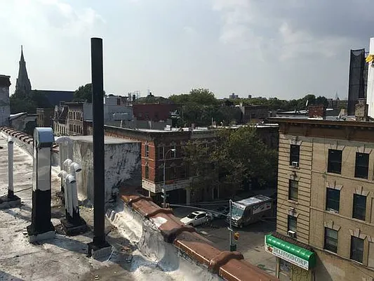 Rented by P Management | media 21