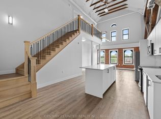 475 George St N #403, Peterborough, ON K9H 0J4