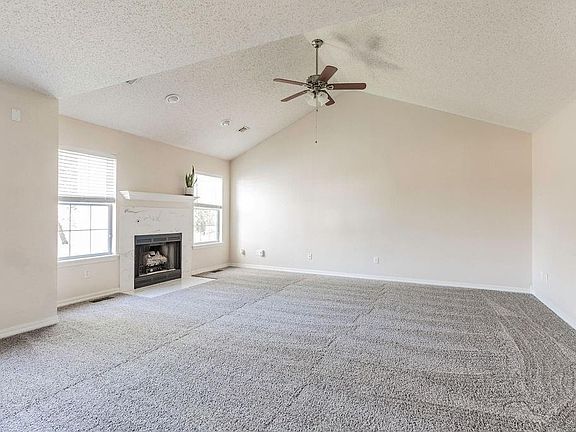 4th image of 6 Ridgeview Ln