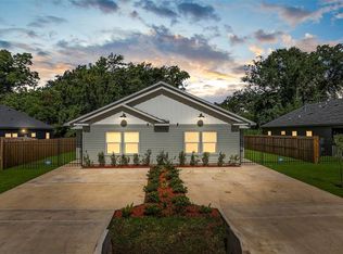 7215 Tippett St #B, Houston, TX 77088