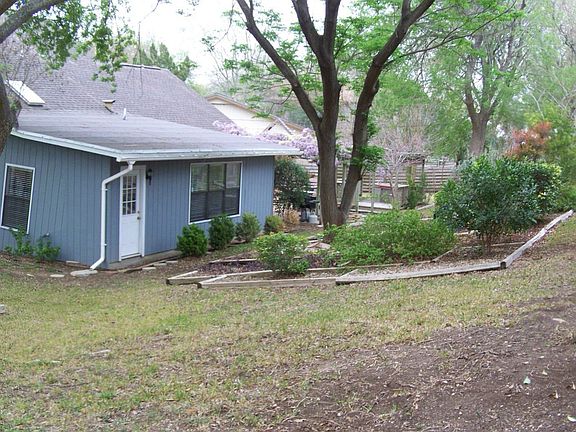 4th image of 16605 Hunting Valley St