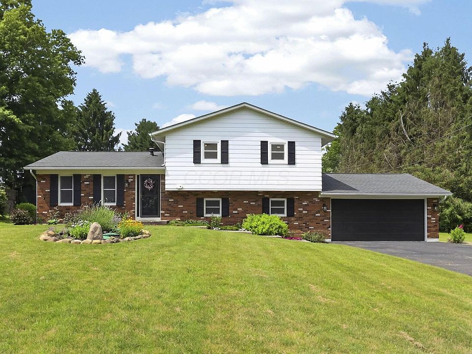 1st image of 65 Amberly Dr