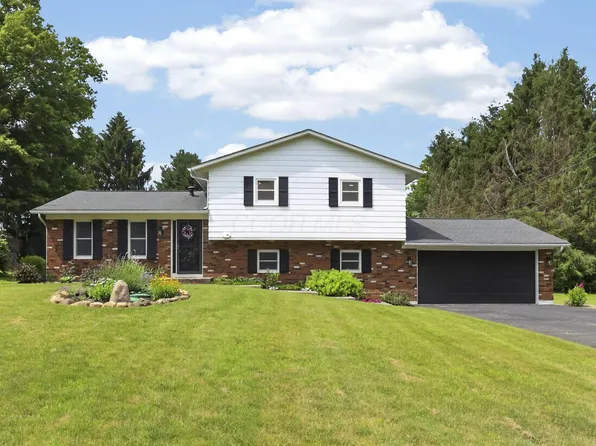 65 Amberly Dr, Granville, OH 43023