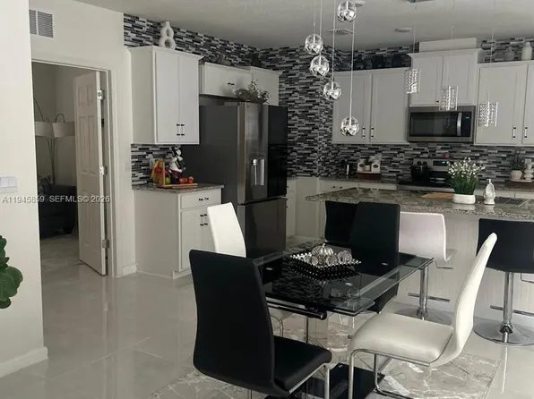 12422 SW Rimini Way, Port Saint Lucie, FL 34987