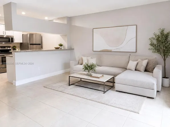 460 S Park Rd, Hollywood, FL