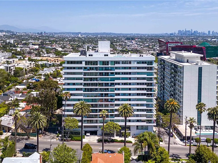 838 N Doheny Dr #505 — Photo 39
