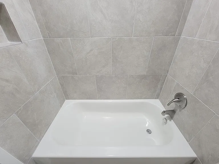 3121 Proswimmer St — Photo 7