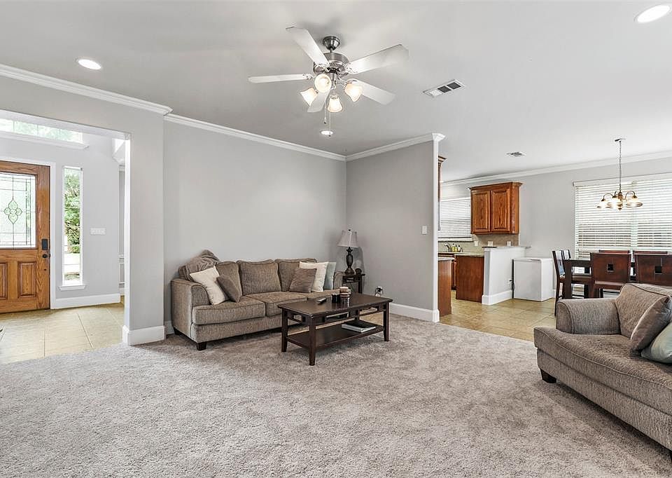 1st image of 4117 Creek Hill Ln