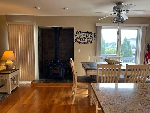 kitchen looking into the dining area/family room