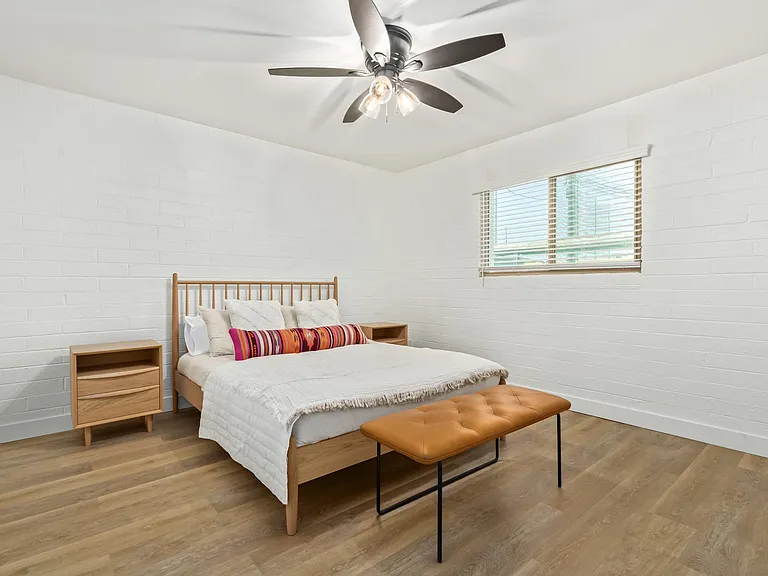 3524 N Miller Rd — Photo 24
