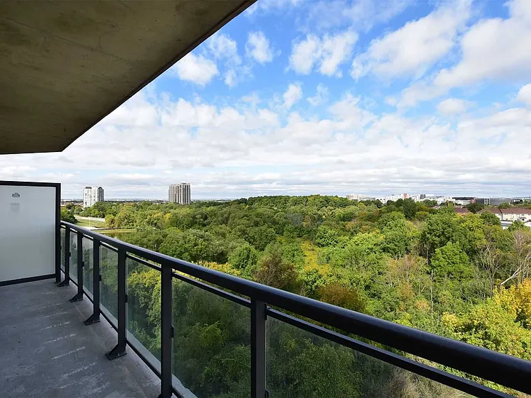 840 Queens Plate Dr #506 — Photo 10