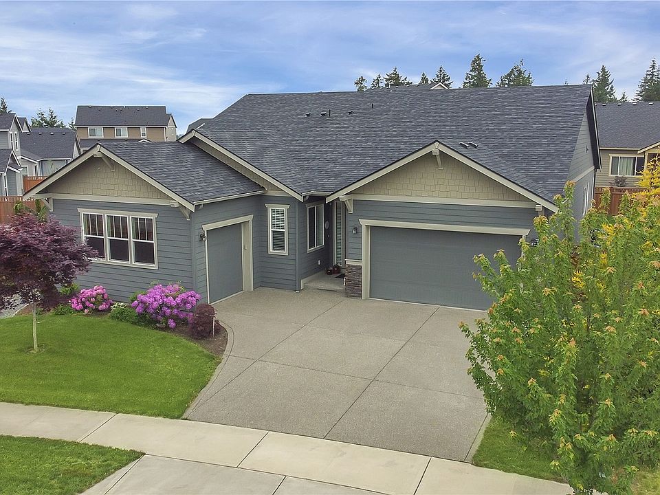 1st image of 13658 196th Avenue E