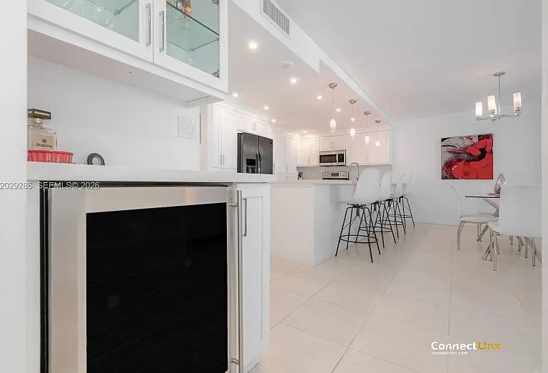 3800 S Ocean Dr — Photo 8