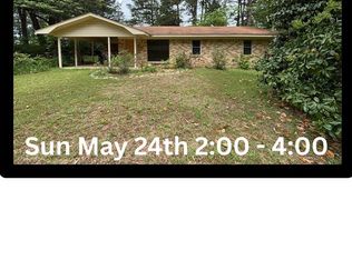 105 Pine St, Redwater, TX 75573
