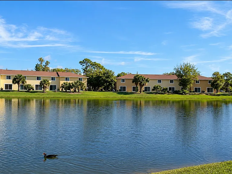 Cortez Village Townhomes — Photo 5