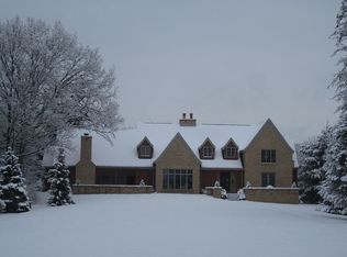 1322 Rockdale Rd, Dubuque, IA 52003