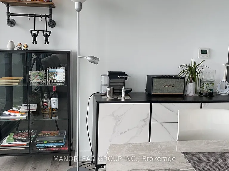 161 Roehampton Ave #3209 — Photo 4
