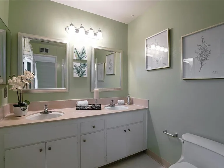 202 Belden Dr — Photo 10
