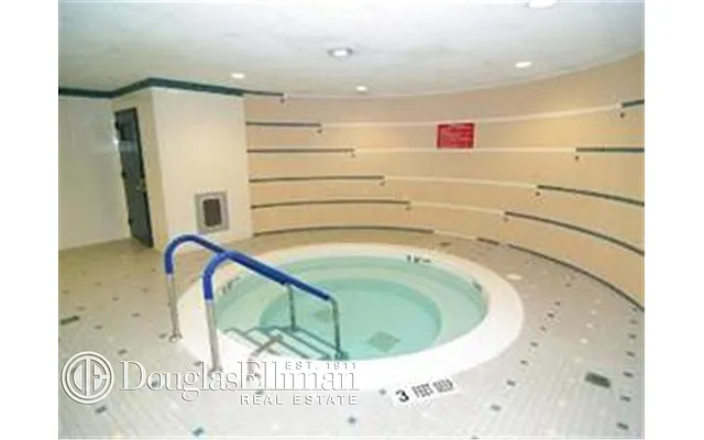 Rented by Douglas Elliman | media 8