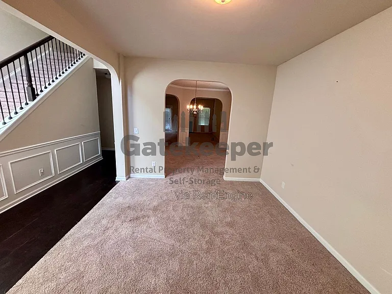 4743 Chickadee Ln — Photo 4