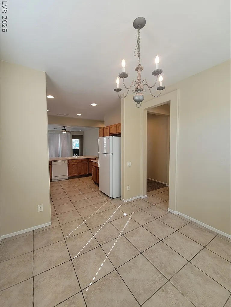 4 bed, 2.0 bath, 1687 sqft, $2,350 — Photo 4