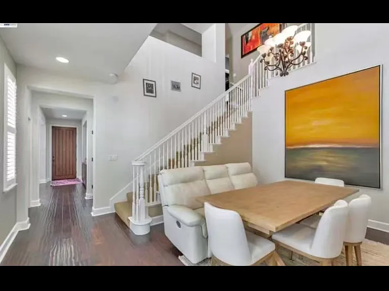 2838 Vernon Way — Photo 3