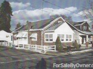 10 High St, Pine Grove, PA 17963