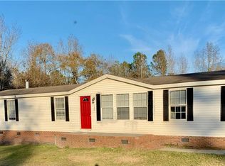 103 Hillcreek Dr, Parkton, NC 28371