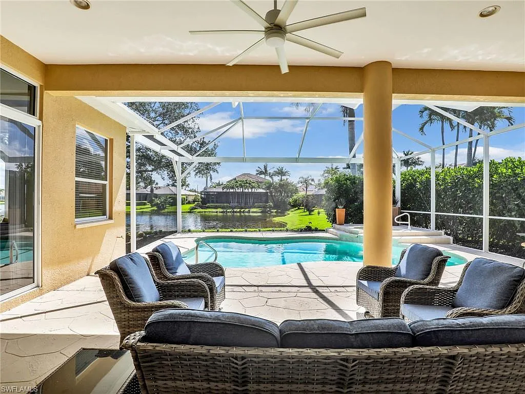 3 bed, 2.0 bath, 2373 sqft, $8,000 — Photo 2