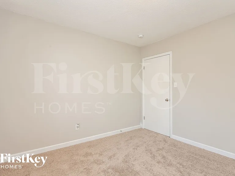 3625 Somerset Dr — Photo 13