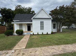 306 N College St, Howe, TX 75459