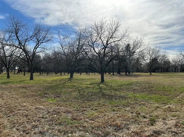 389 Mourning Dove Ln, Denison, TX 75020
