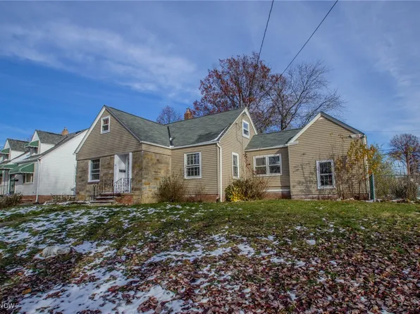 1155 Hardesty Blvd, Akron, OH 44320