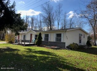 8396 E Baldwin Ave, Watervliet, MI