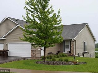 966 Breckenridge Ln, Montrose, MN 55363