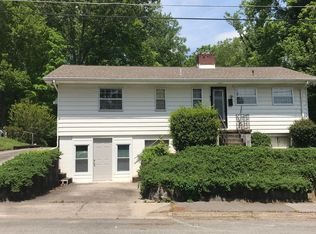 311 E Fernhill Ln, Oak Ridge, TN 37830