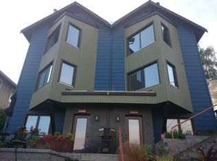 3652 13th Ave W, Seattle, WA 98119