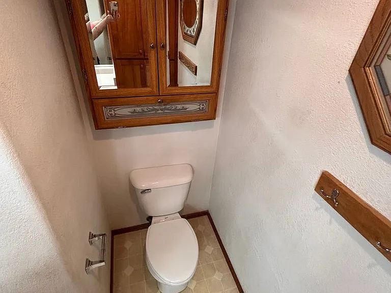 3052 Gary Dr — Photo 10