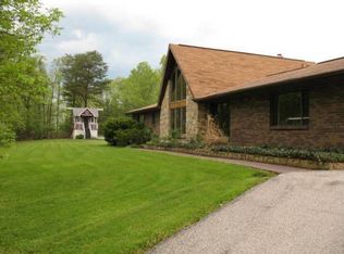 2886 Clearview Hts, Charleston, WV 25312