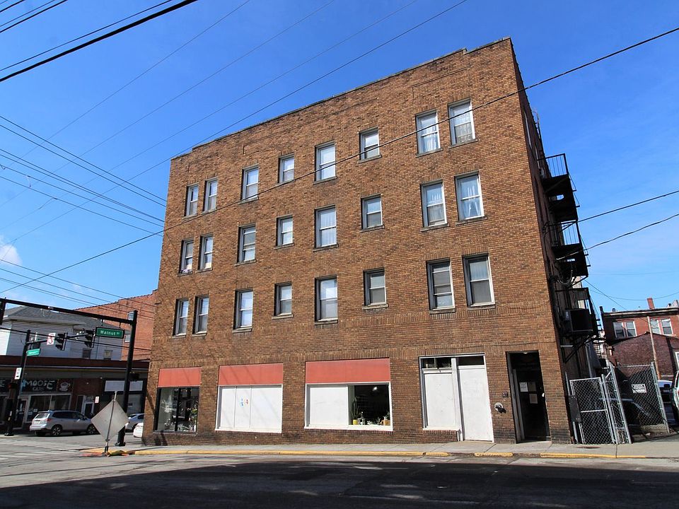 2nd image of 311 Spruce 241/243/245 Walnut #9