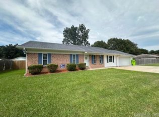 404 Lynn Ln, Lonoke, AR 72086